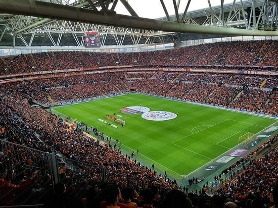 PANTALLAS LED Galatasaray TT Arena 2010